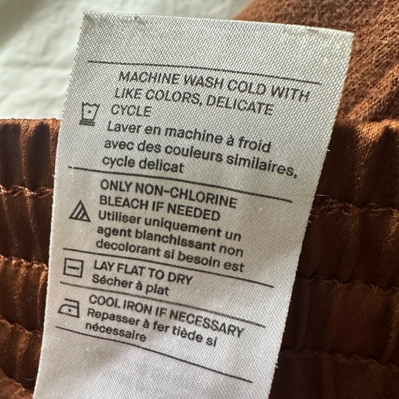 Vince Terracotta wide leg cropped pants, size large - Picture 12 of 12